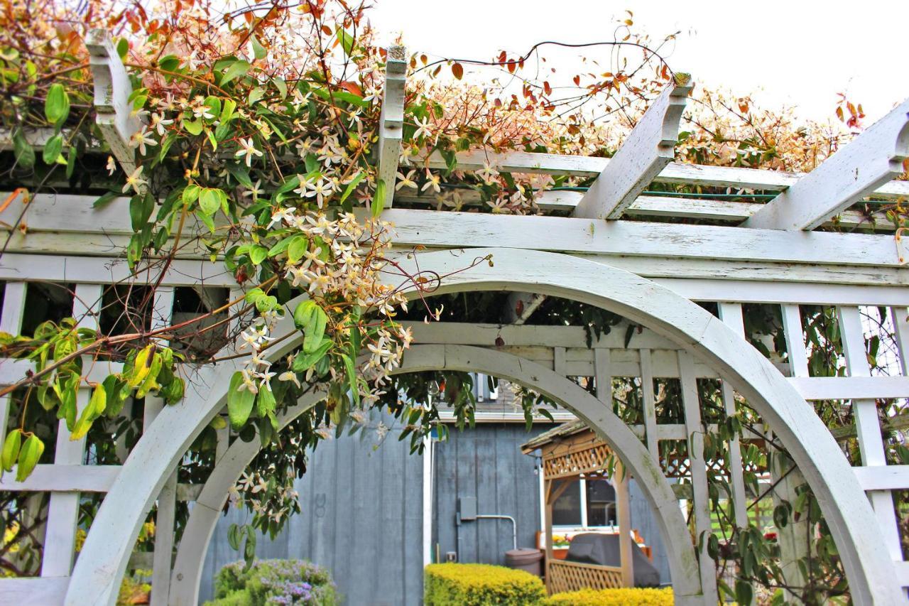 Villa Dungeness Barn House at Two Crows Farm Sequim Exterior foto